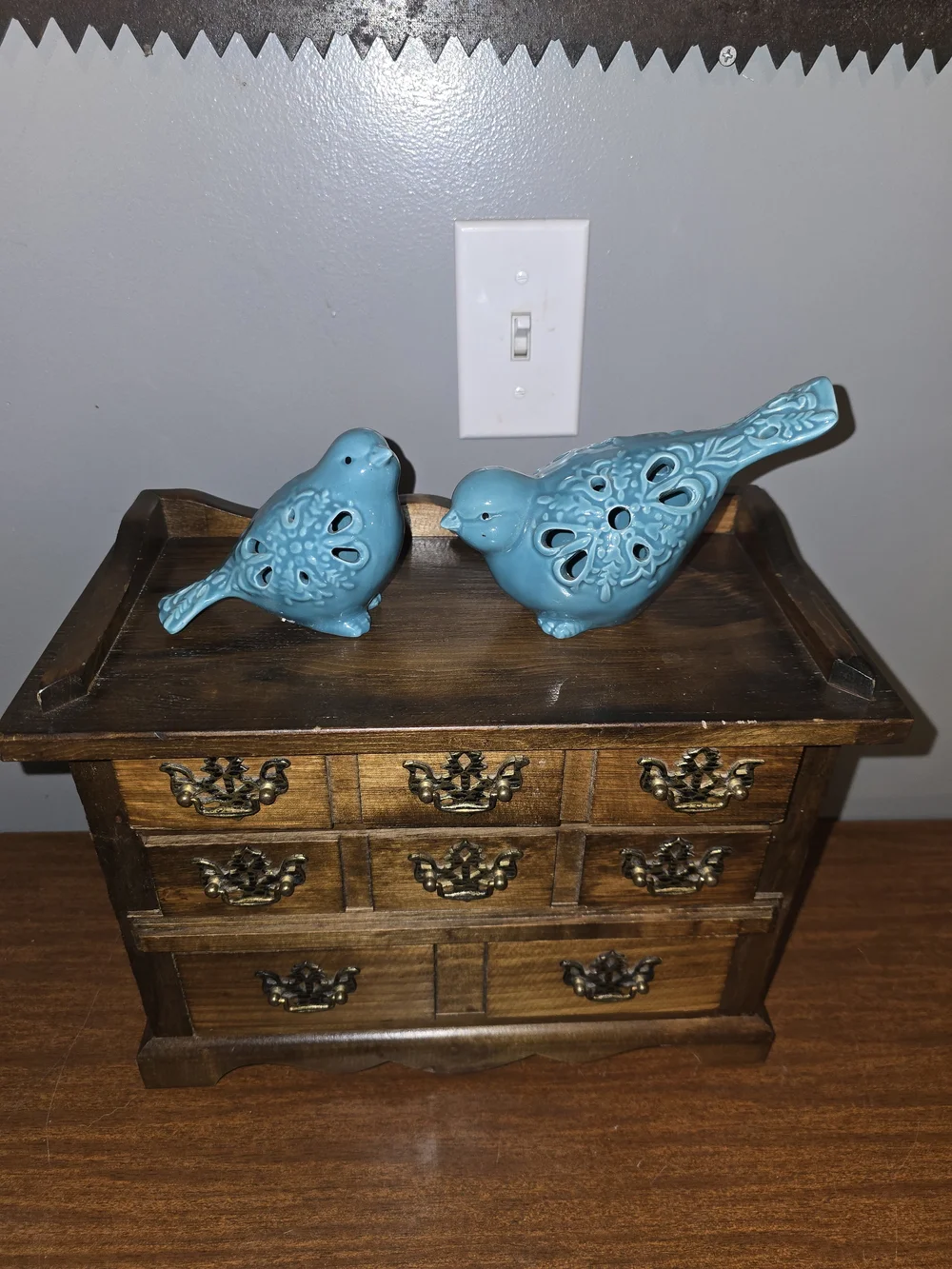 2 Turquoise ashland Paisly Songbird Figurine - Picture 1 of 4